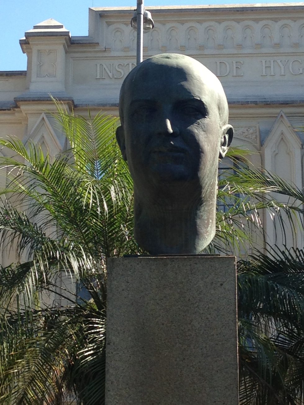Geraldo de Paula Soza's bust (5).JPG